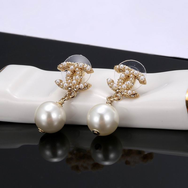Chanel Earring 03yxs409
